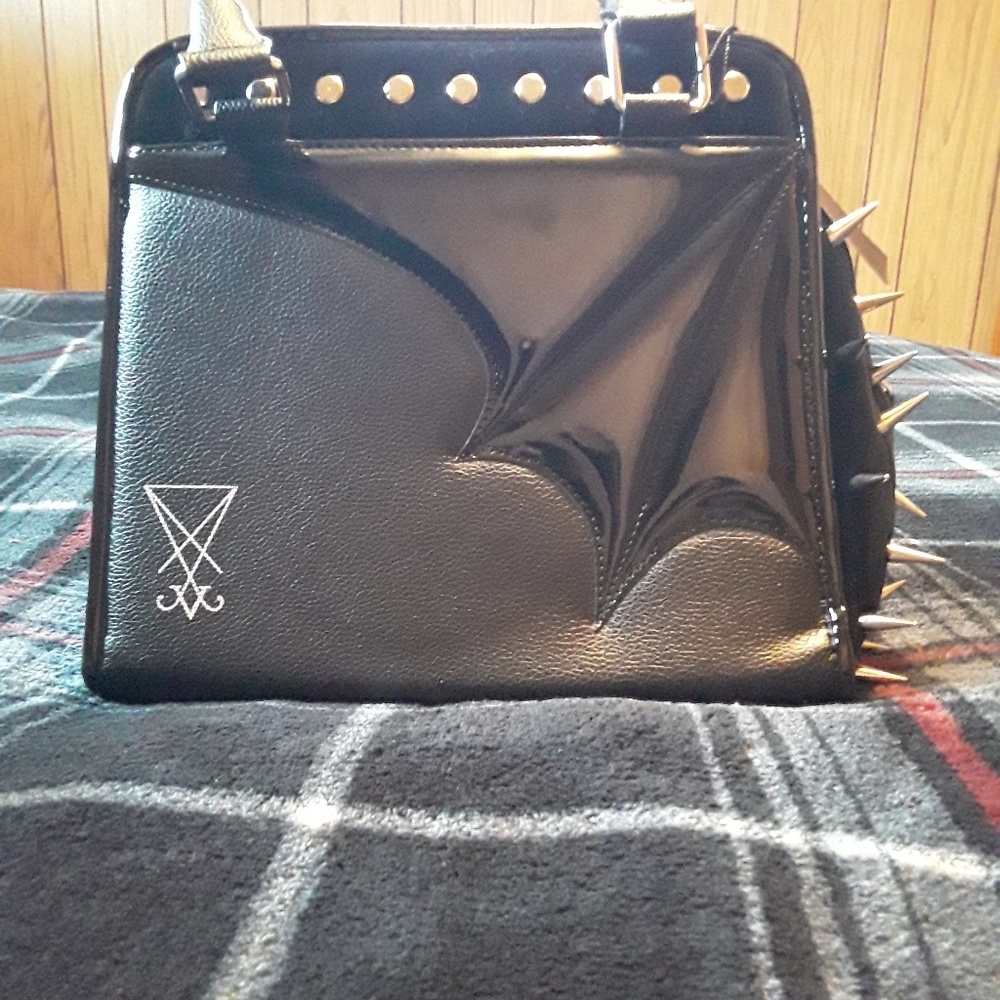 Avelina De Moray Handbag
